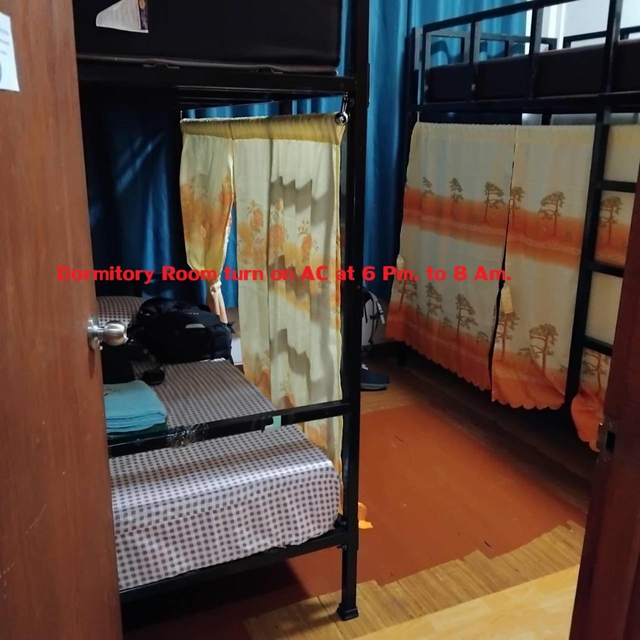 Sleepwith Me Hostel Μπανγκόκ Εξωτερικό φωτογραφία