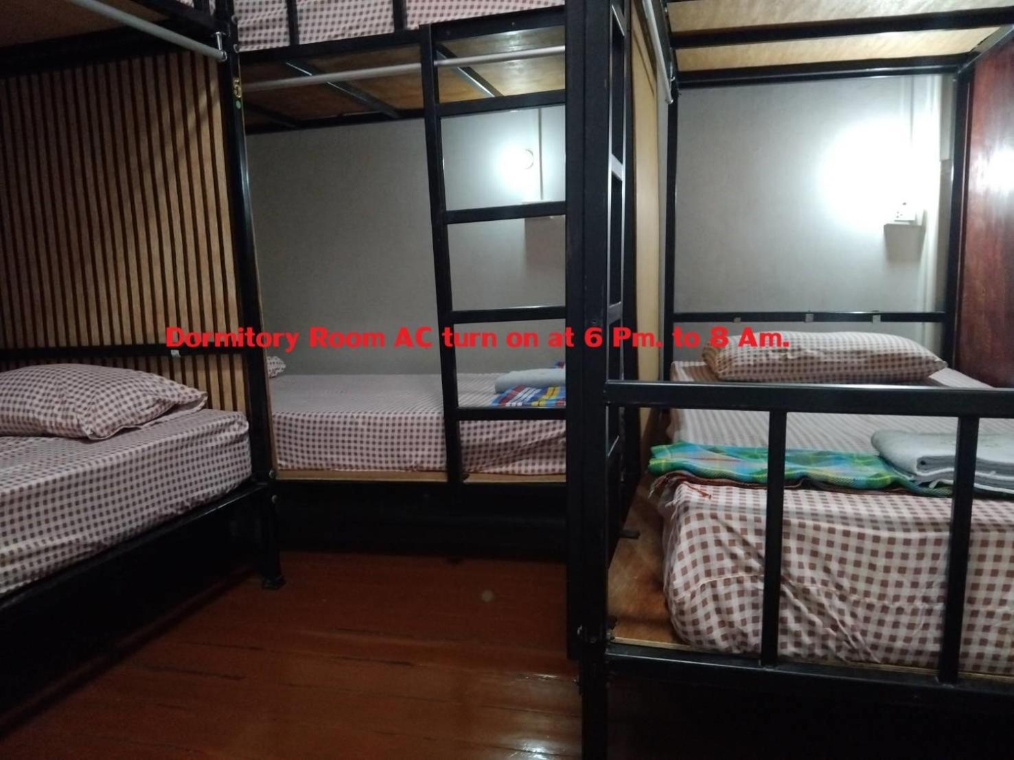 Sleepwith Me Hostel Μπανγκόκ Εξωτερικό φωτογραφία